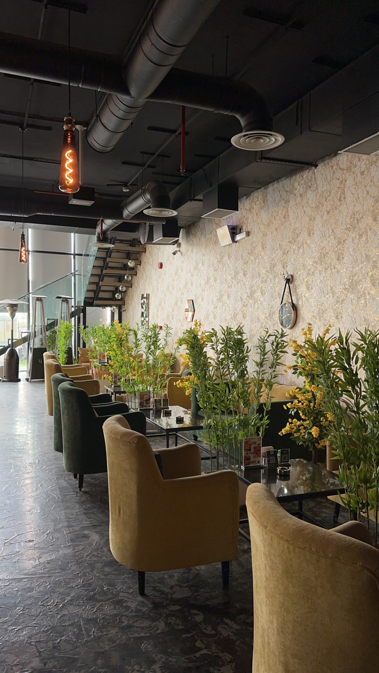 نوني لونا لاونج gallery