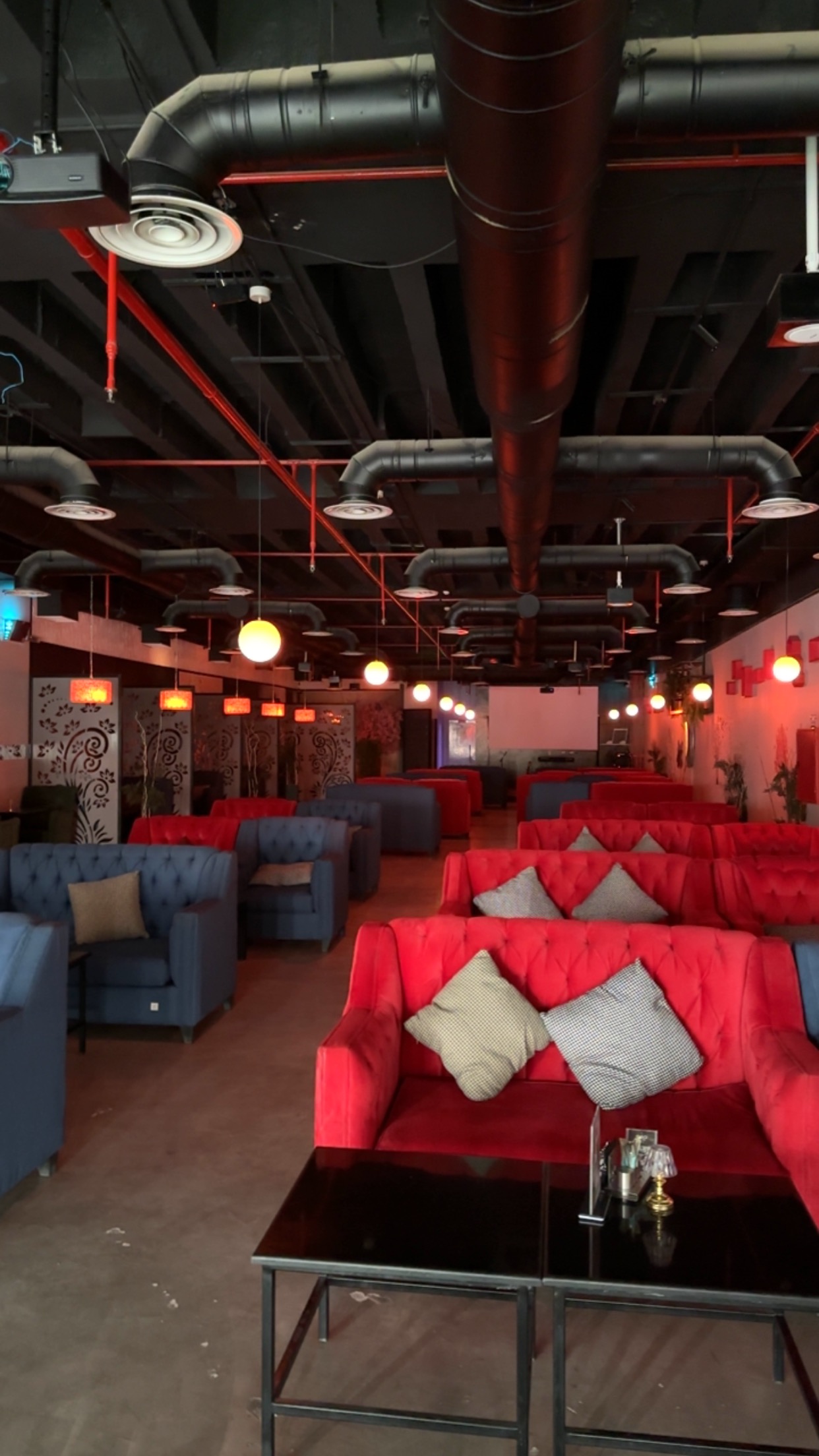 نوني لونا لاونج gallery